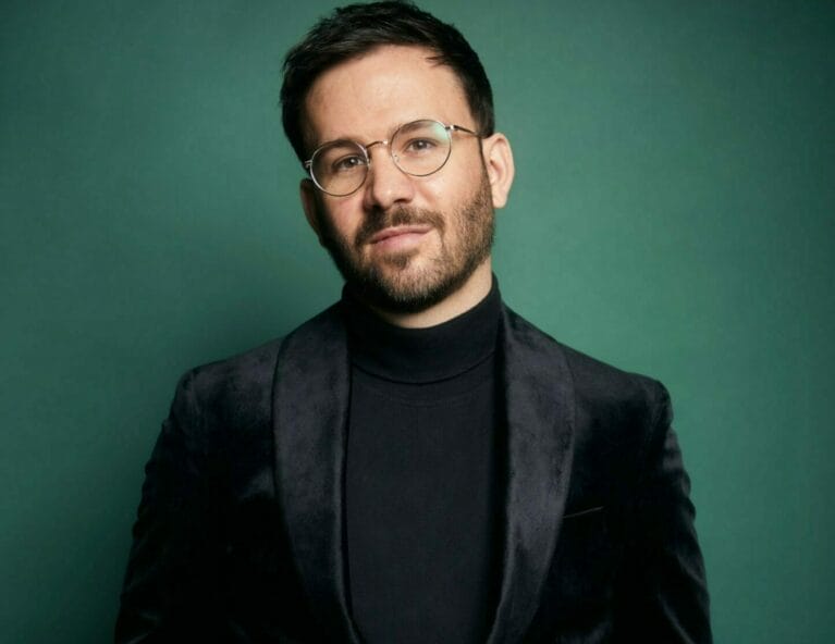 Andrew Crust